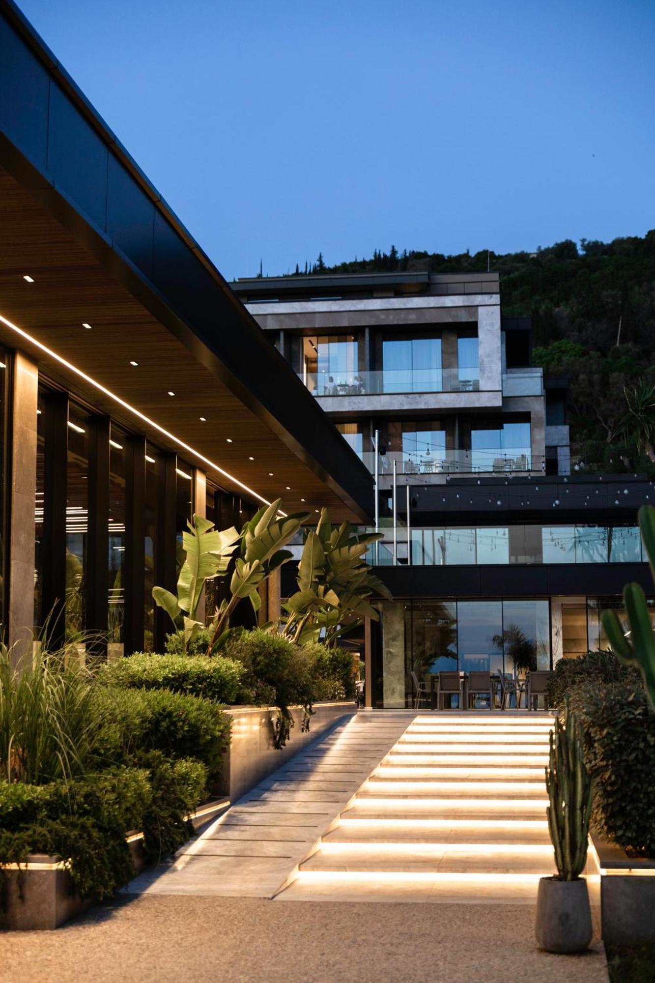 Prado Luxury Hotel Himarë Eksteriør billede